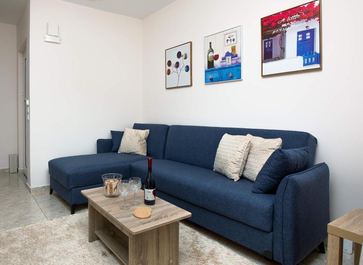 Bon Bonheur Apartments Rhodes City Екстер'єр фото